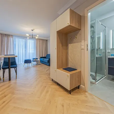 Apartment Azure Mostek Old Town By Comfort